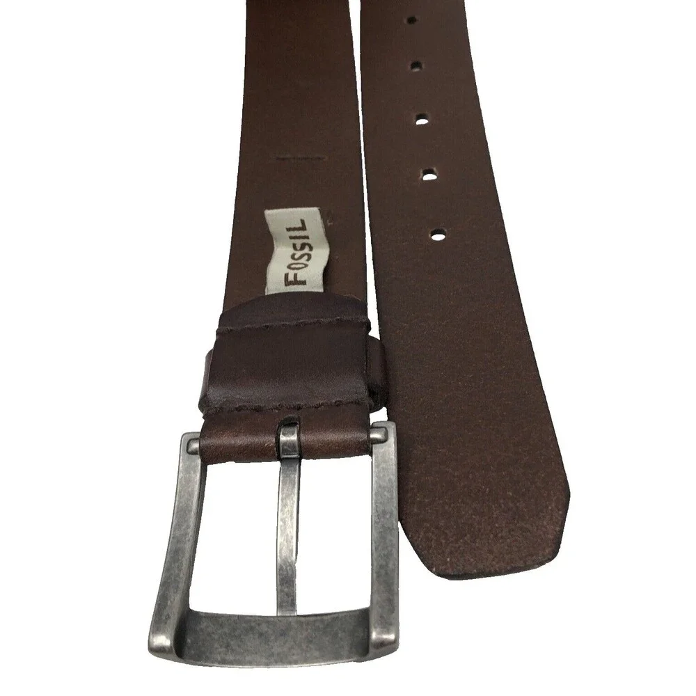 Fossil EVAN Leather Belt Mens Size 44 Logo Patch Brown Full Grain Cowhide